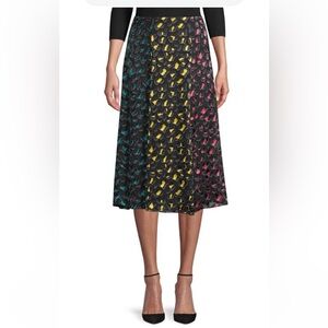 NWT ALICE + OLIVIA
Jenessa Silk- Blend Abstract Midi Skirt size 0.
